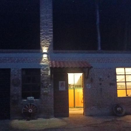 לינה וארוחת בוקר Codevilla Felix House מראה חיצוני תמונה